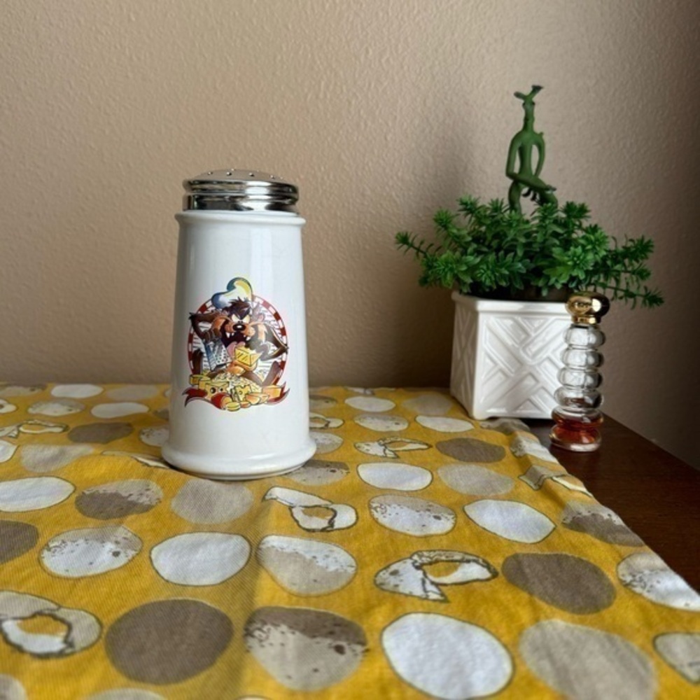 Warner Brothers Tasmanian Devil Parmesan cheese shaker